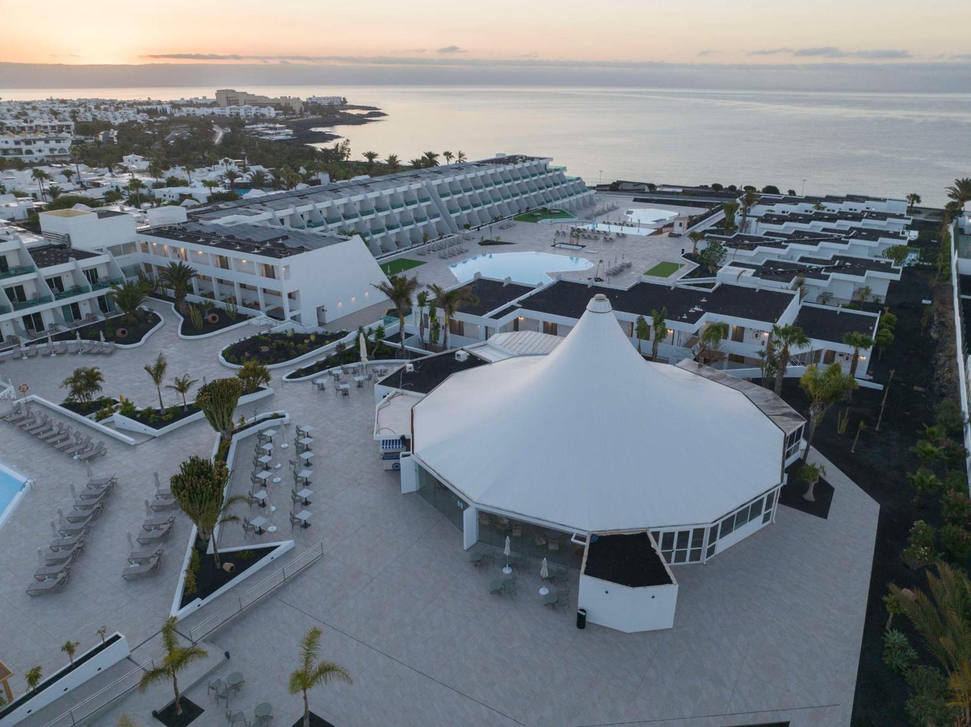 Radisson Blu Resort, Lanzarote Adults Only Costa Teguise Esterno foto