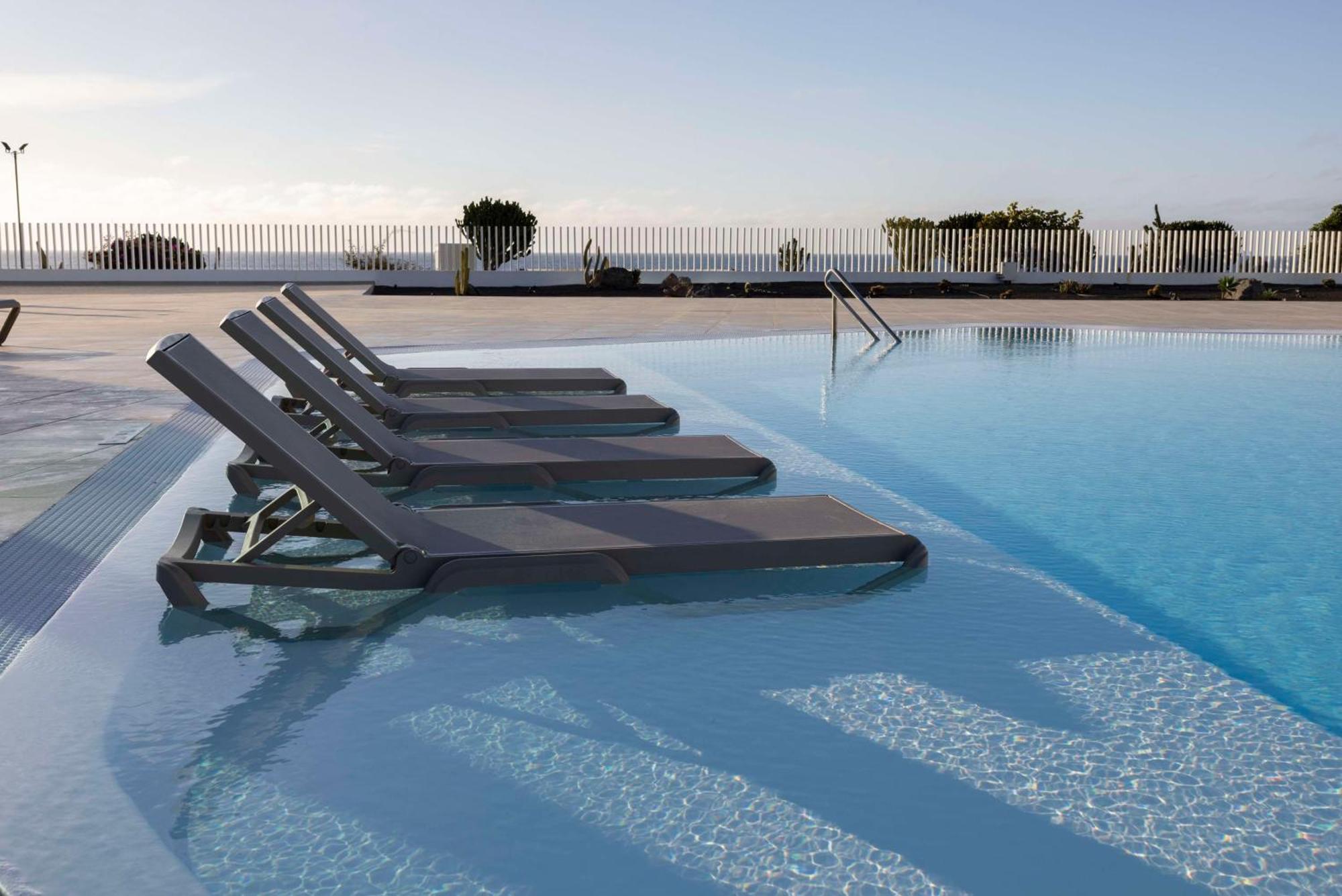 Radisson Blu Resort, Lanzarote Adults Only Costa Teguise Esterno foto