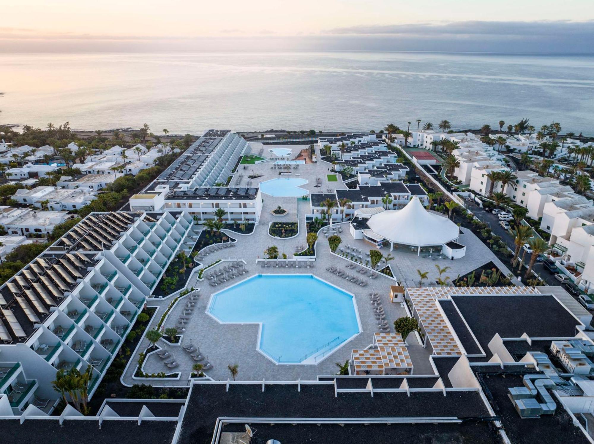 Radisson Blu Resort, Lanzarote Adults Only Costa Teguise Esterno foto