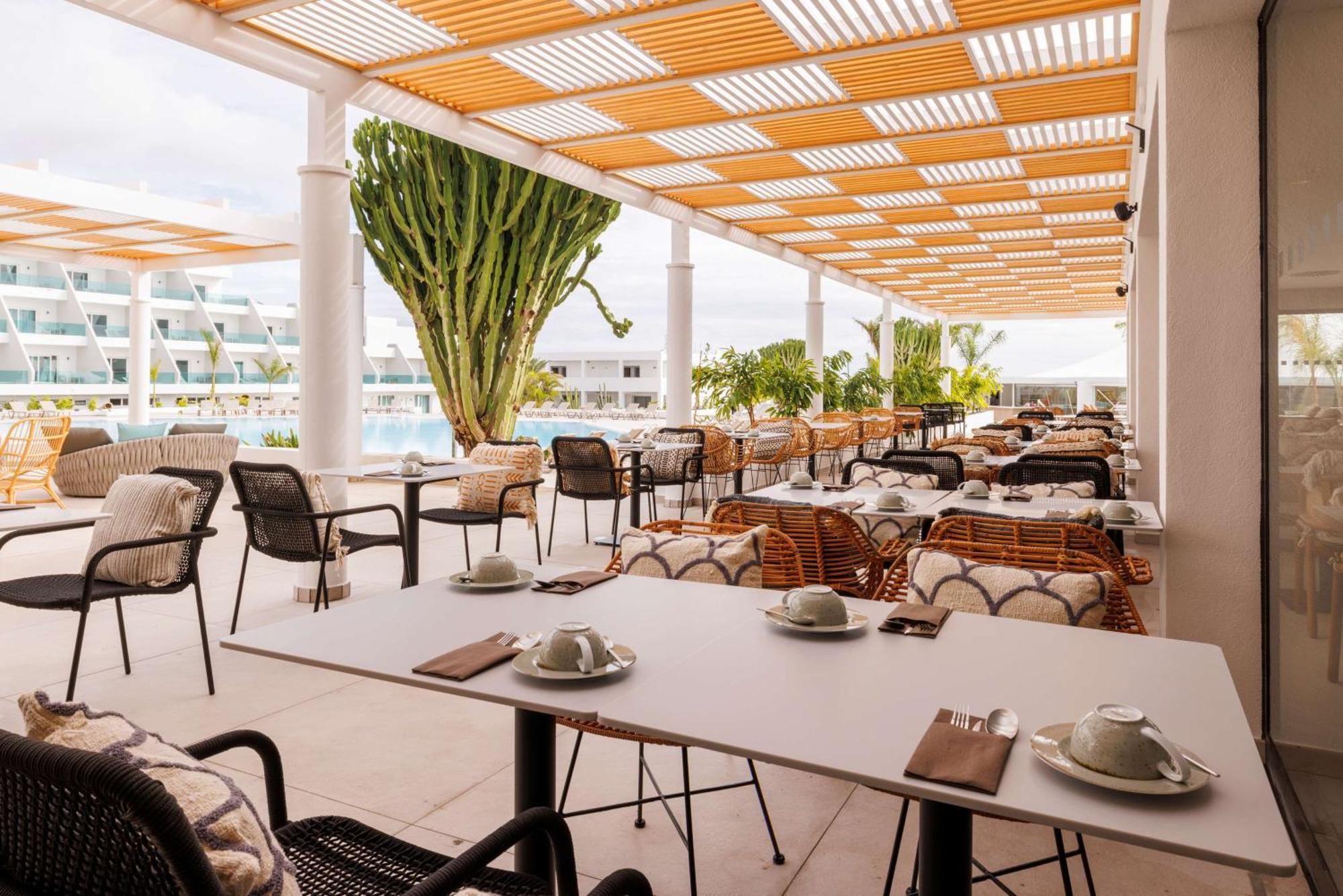 Radisson Blu Resort, Lanzarote Adults Only Costa Teguise Esterno foto