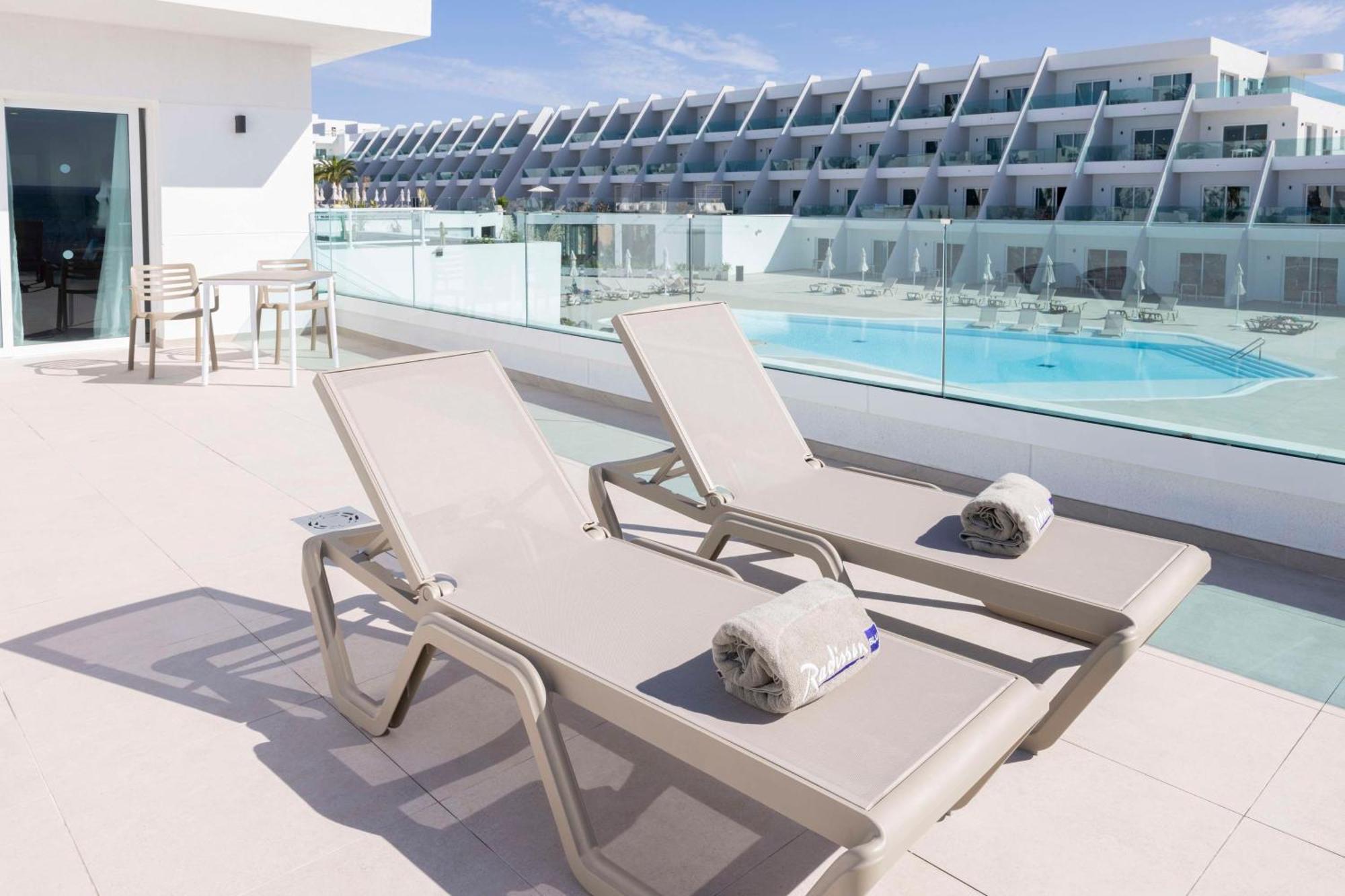 Radisson Blu Resort, Lanzarote Adults Only Costa Teguise Esterno foto